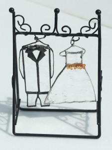 タキシードとドレス